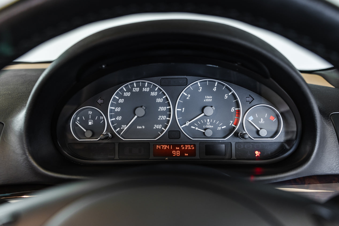 2003 BMW 330Ci Auto - 150000km