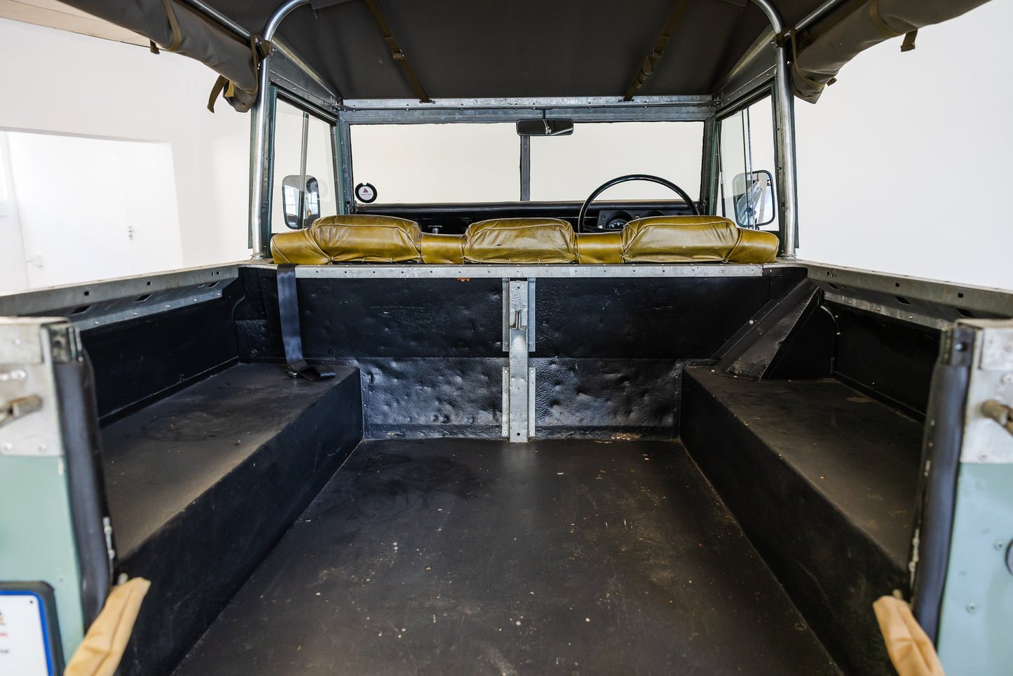 1974 Land Rover Series III SWB