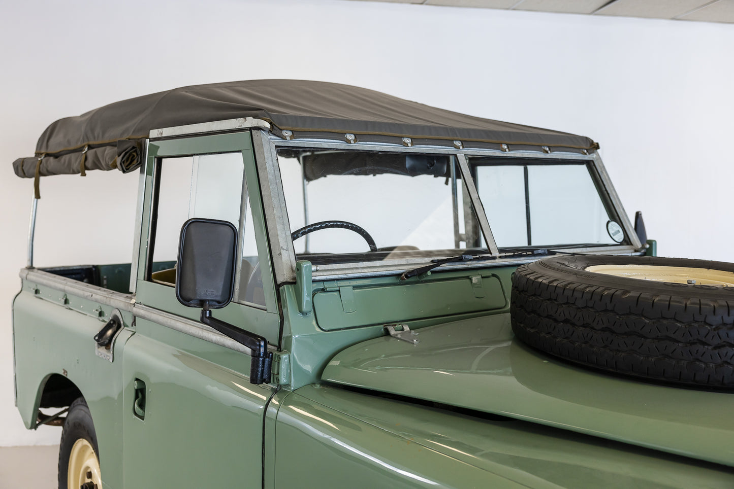 1974 Land Rover Series III SWB