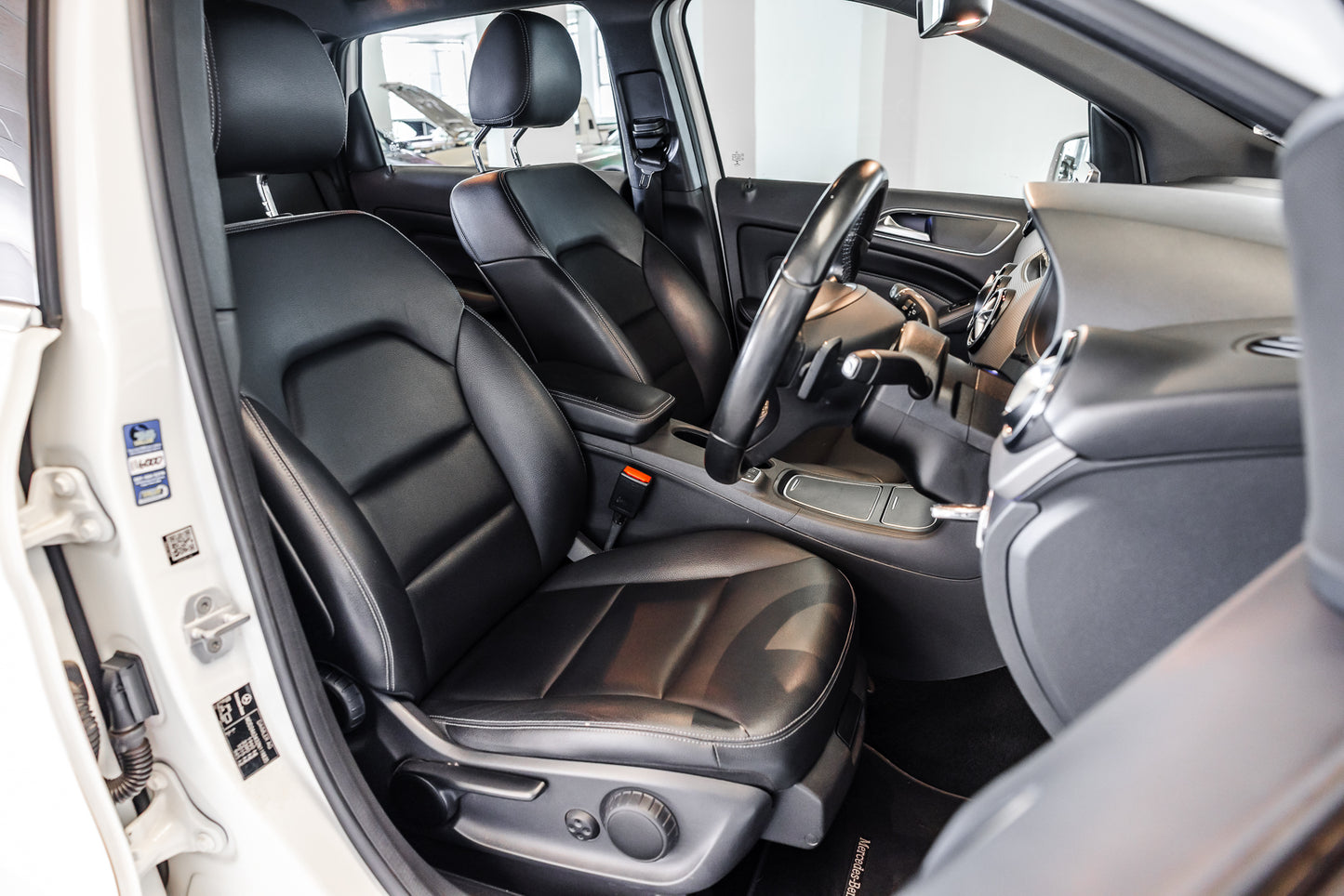 2015 Mercedes-Benz B200 - 127000km