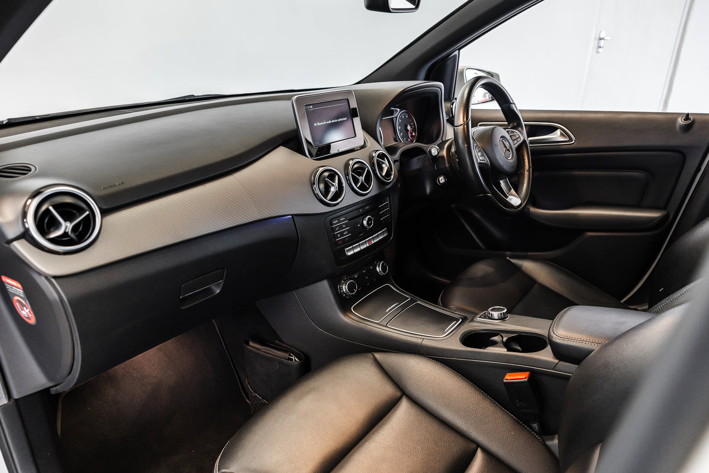 2015 Mercedes-Benz B200 - 127000km