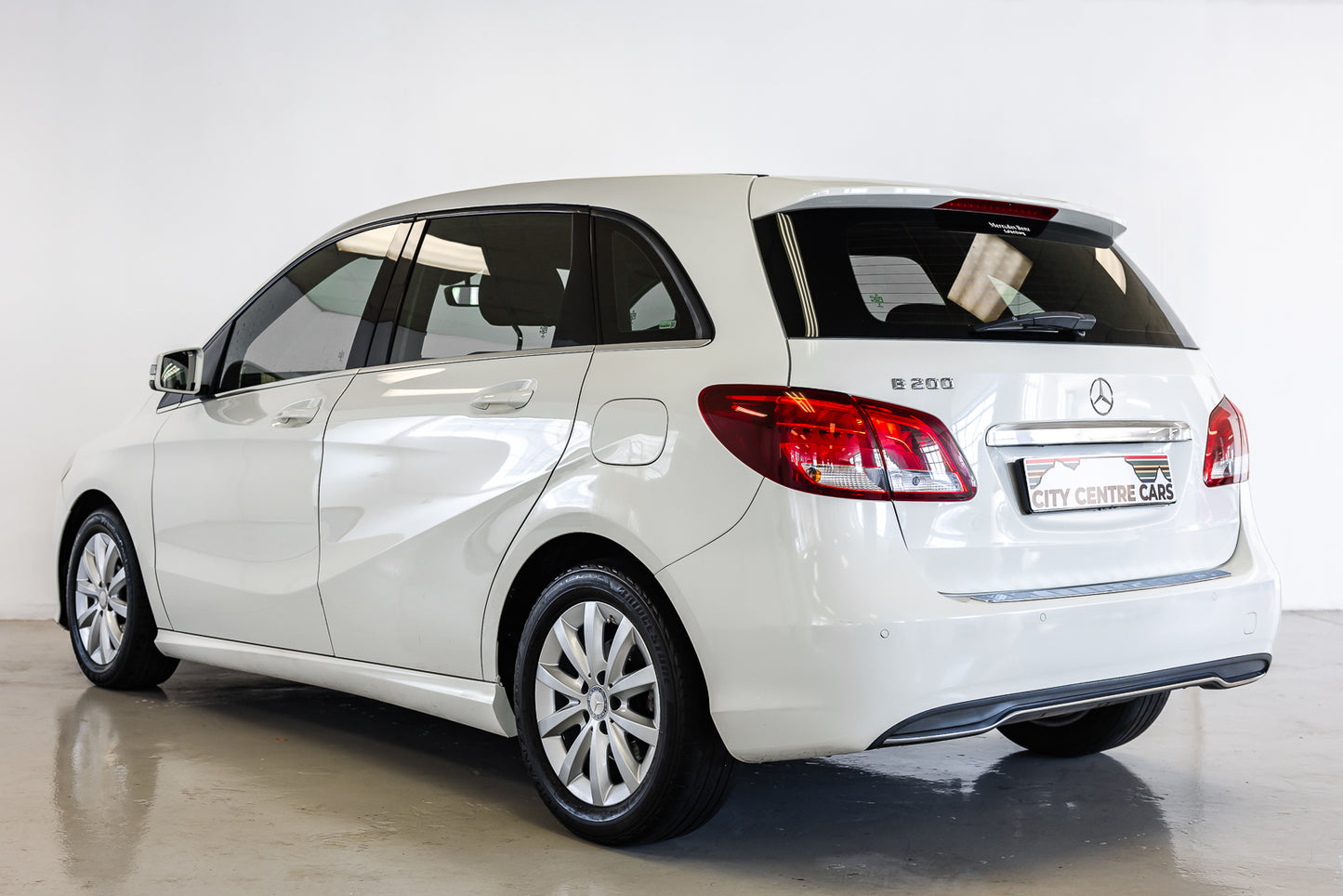 2015 Mercedes-Benz B200 - 127000km