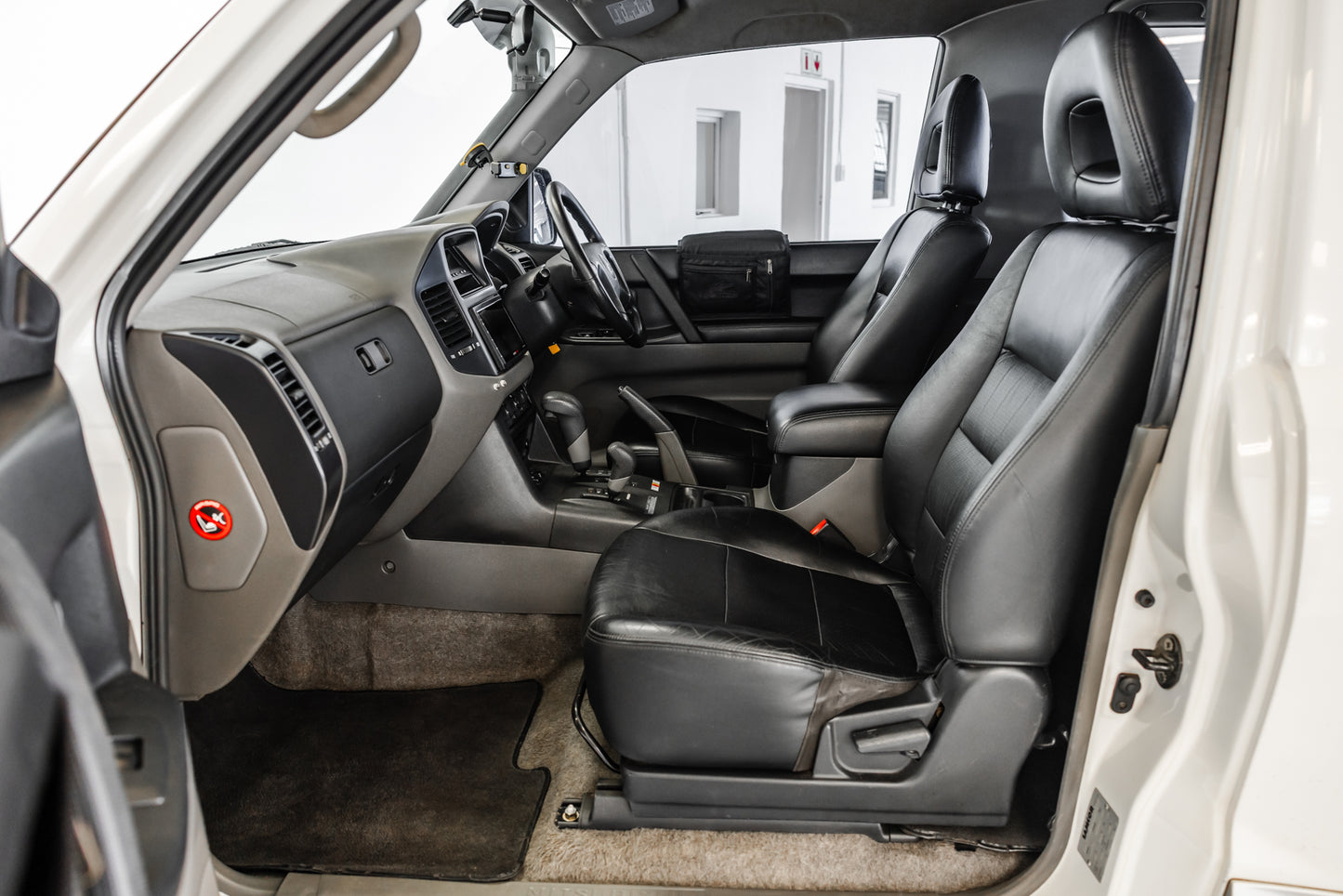 2001 Mitsubishi Pajero 3.5GLS Petrol